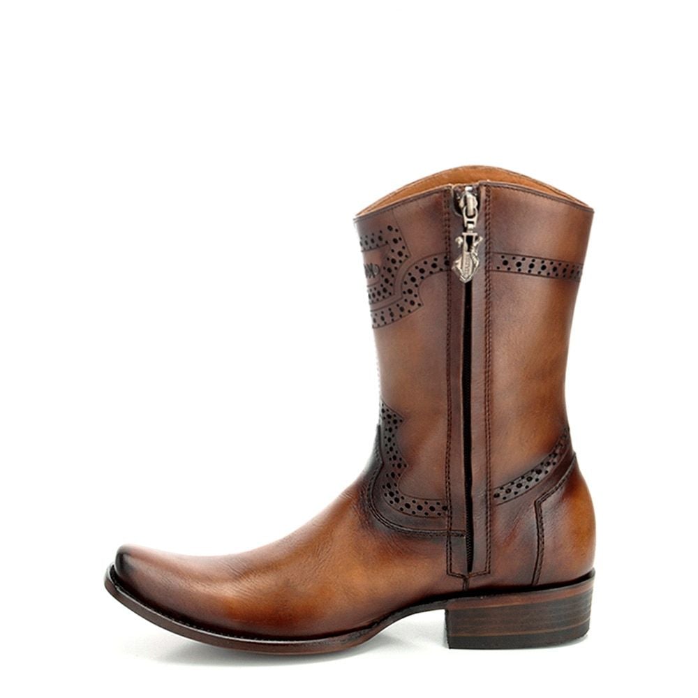 1J1ISL - Cuadra taupe fashion cowboy leather perforated ankle boots for men-Kuet.us