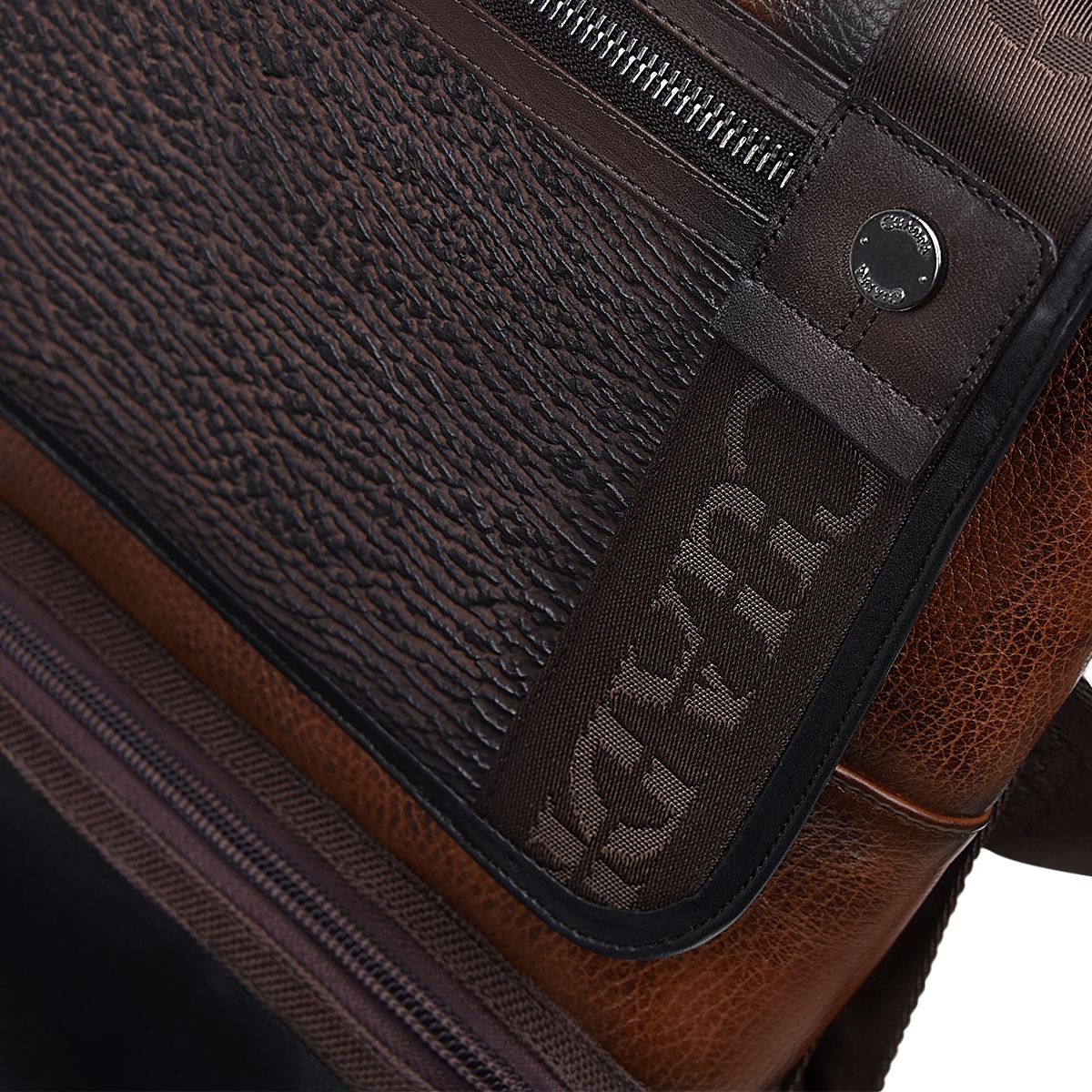 BOC08TI - Cuadra chocolate shark casual crossbody messenger for men / women-Kuet.us