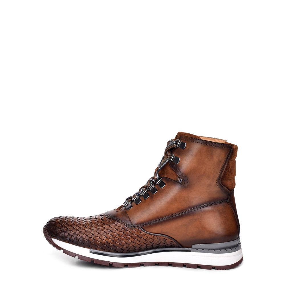 N44TETV - Cuadra almond casual fashion cowhide leather moc toe for men.-Kuet.us