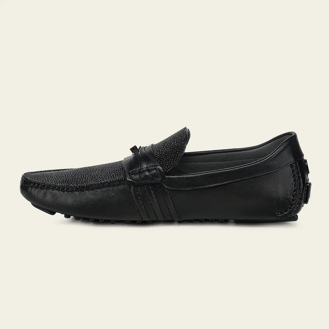 61VMTBA - Cuadra black casual fashion stingray leather bit driving moccasins for men