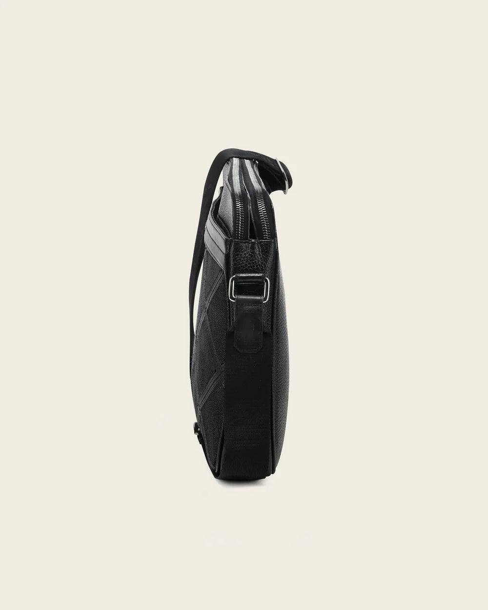 BOC49MA - Cuadra Black Casual Fashion Stingray Bag for Men / Women