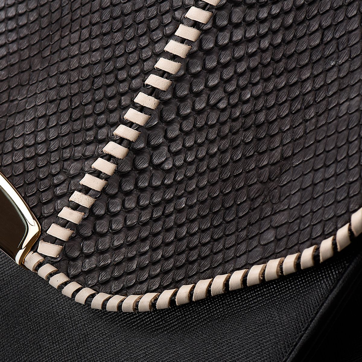 BOD86PI - Cuadra black western fashion python bag for women