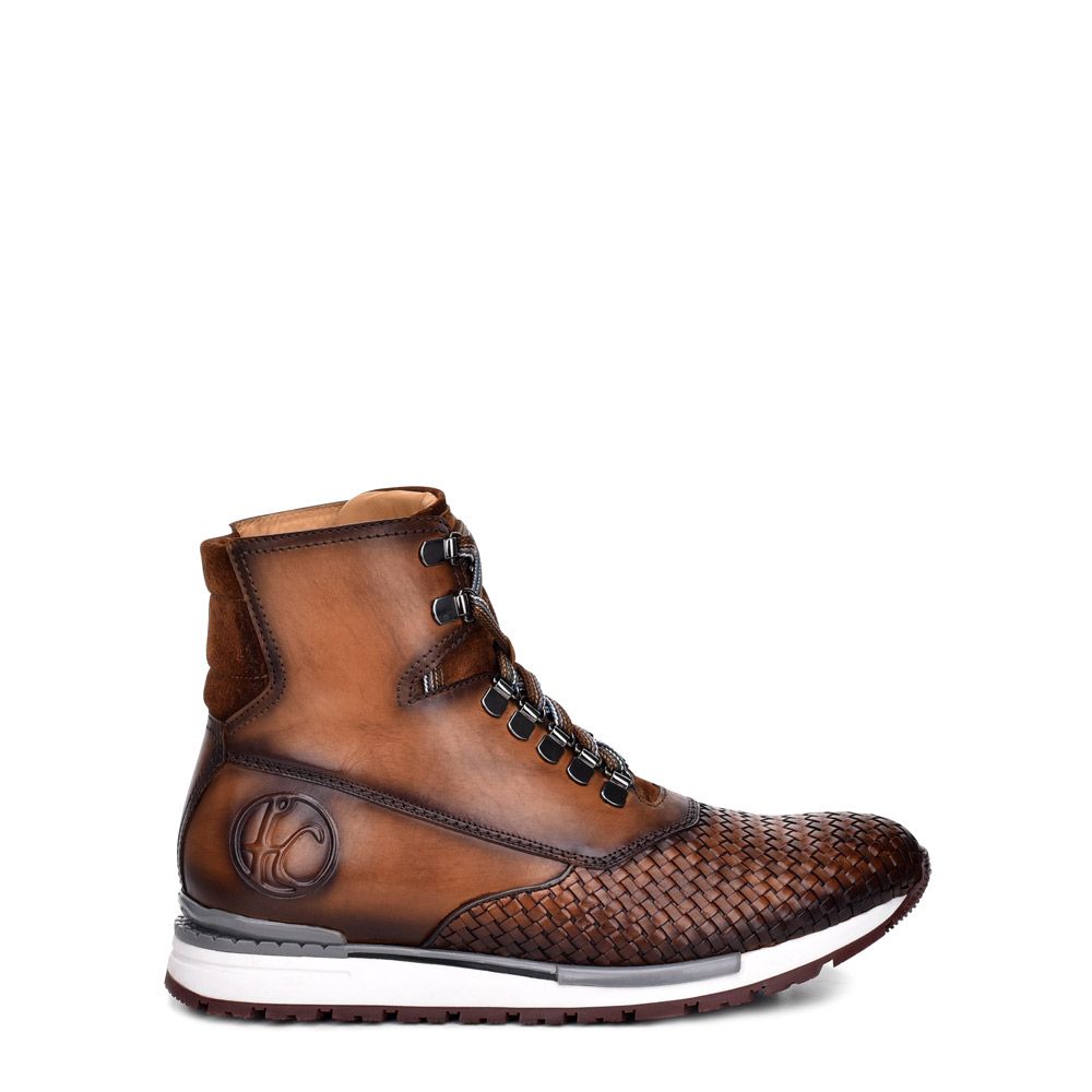 N44TETV - Cuadra almond casual fashion cowhide leather moc toe for men.-Kuet.us