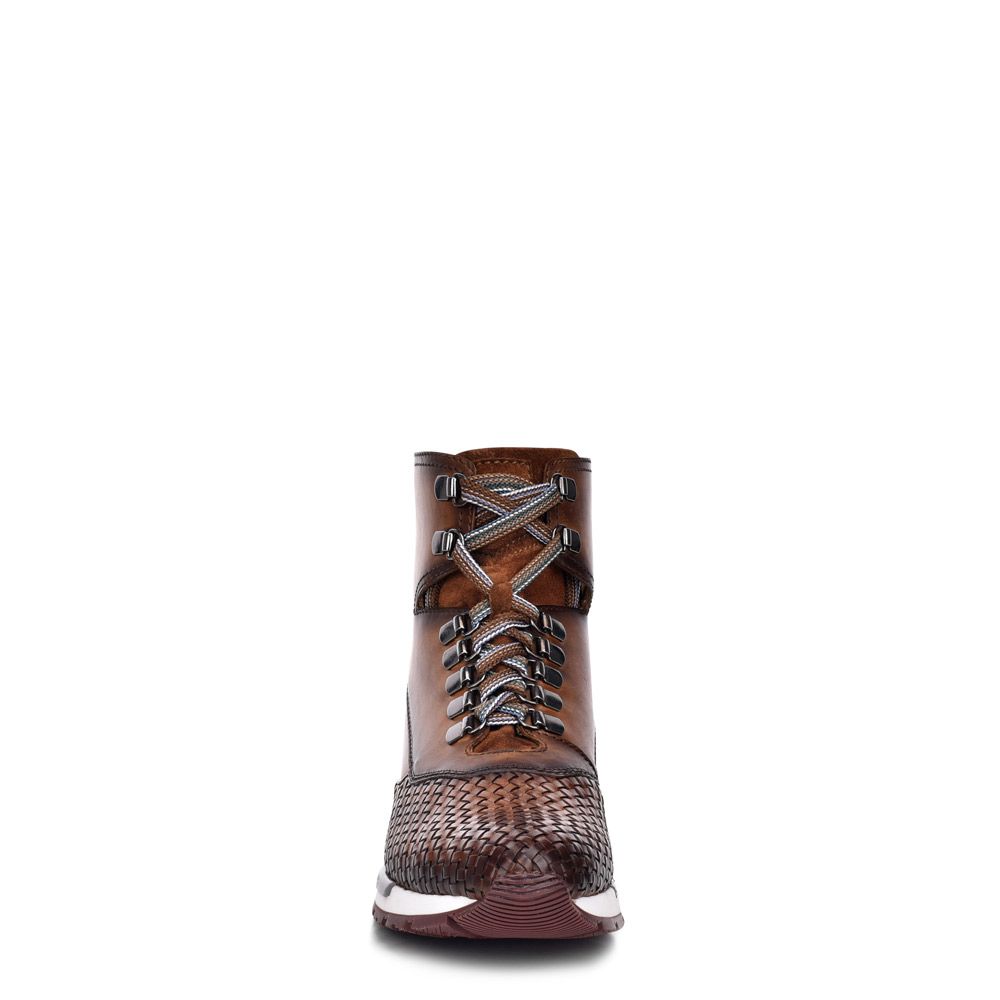 N44TETV - Cuadra almond casual fashion cowhide leather moc toe for men.-Kuet.us
